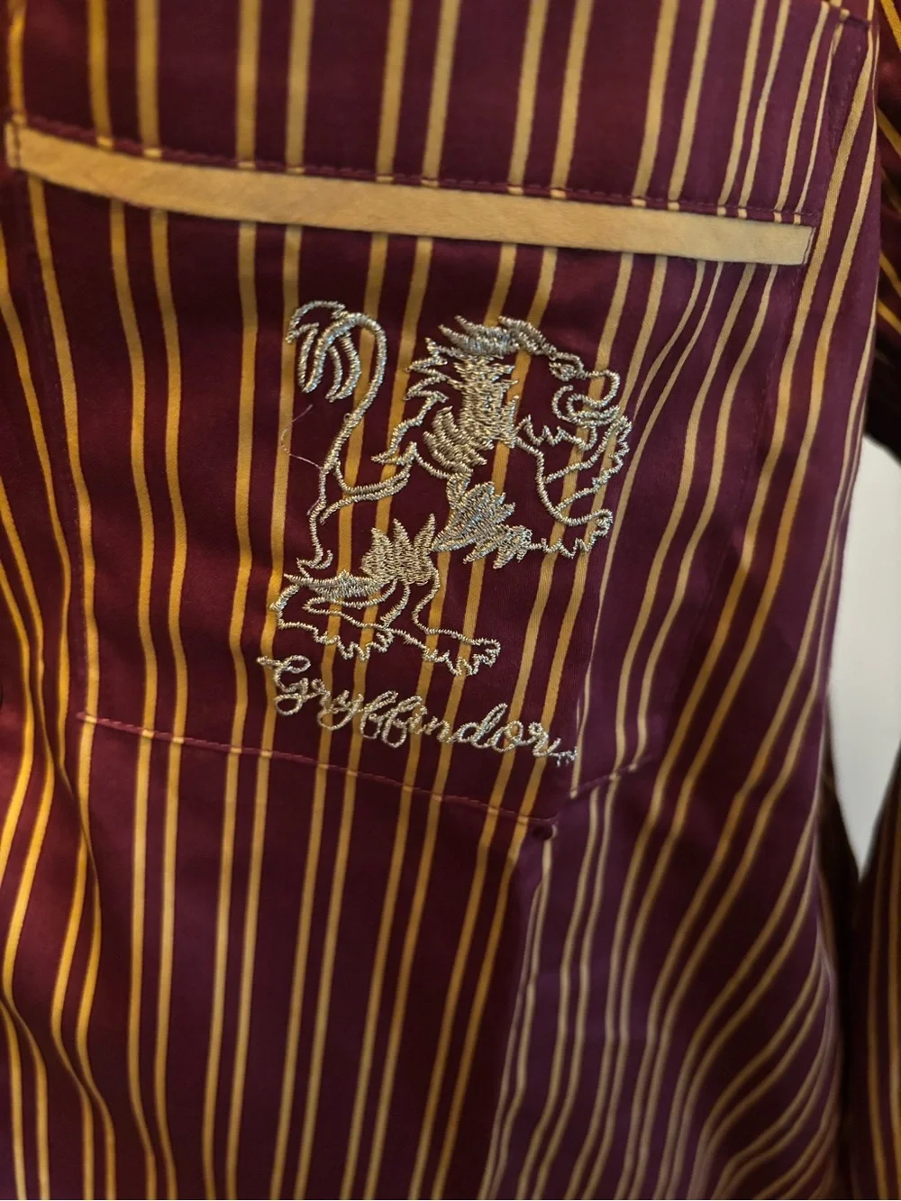 Pottery Barn Cotton Harry Potter Burgundy & Gold Striped Button-Up Pajama Set L